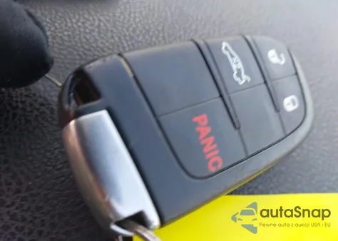 2022 Chrysler 300 Touring из США, поврежденный, VIN 2C3CCAAG1NH139499